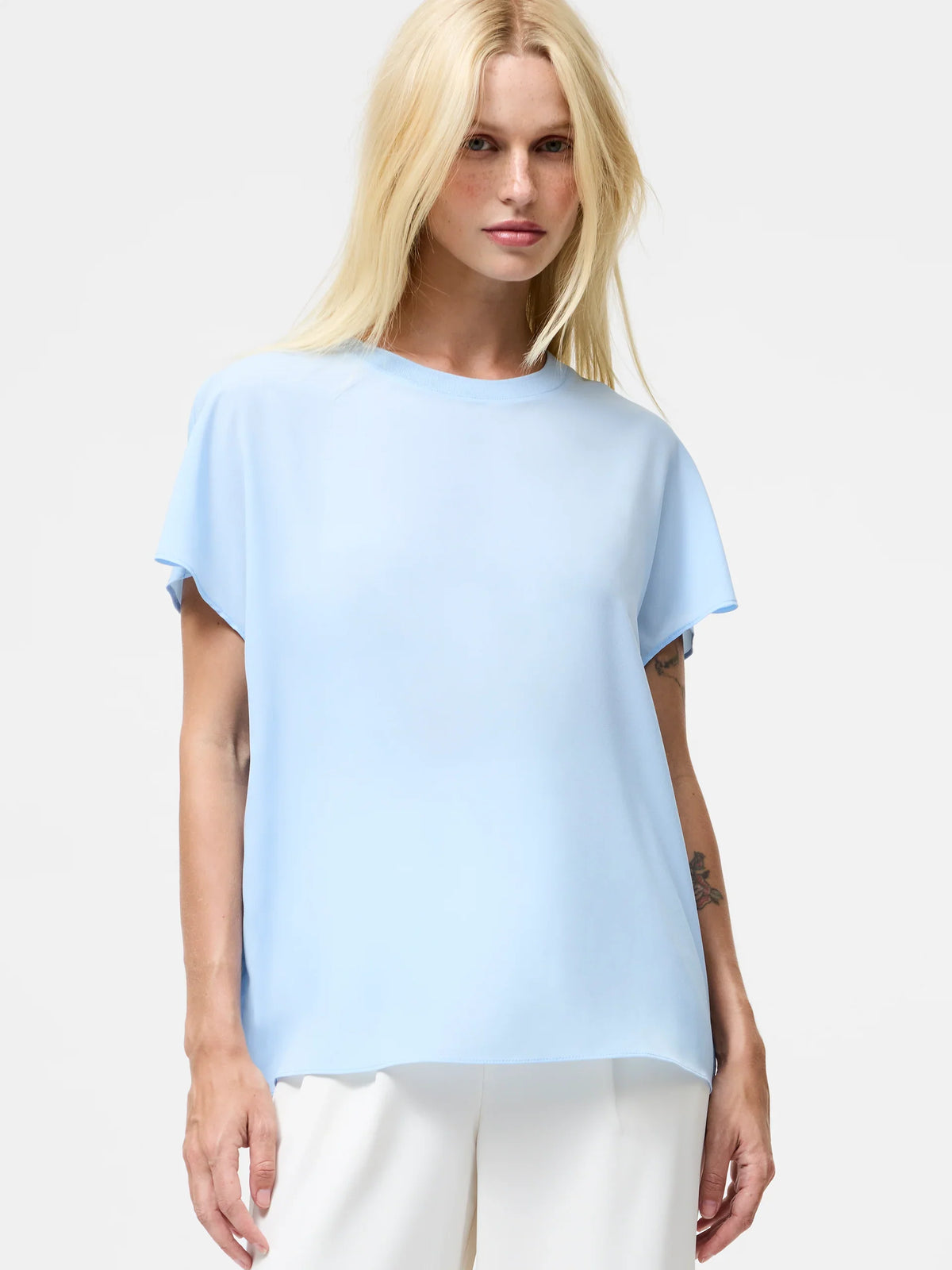 Crepe Light Crew Neck Top