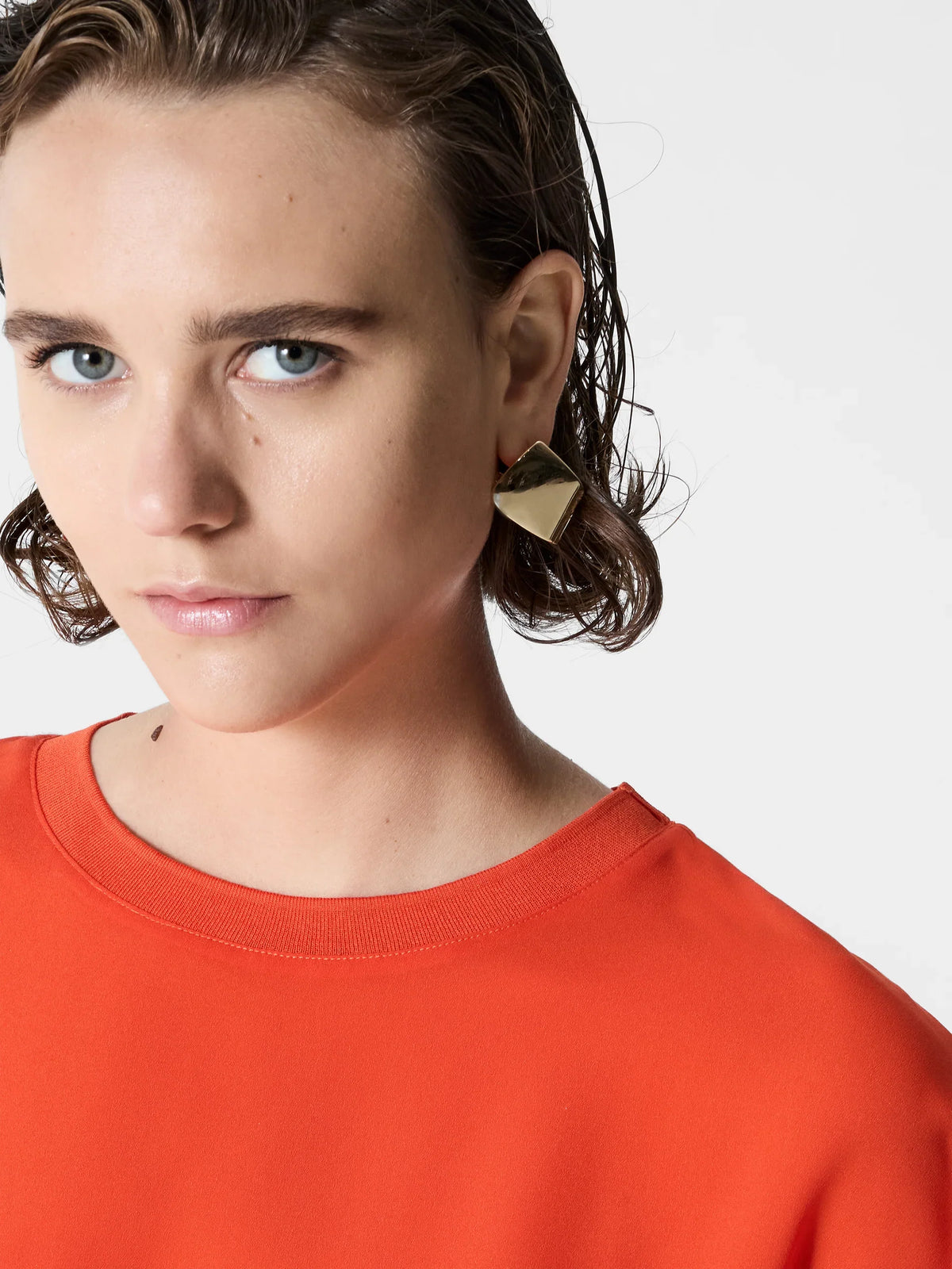 Crepe Light Crew Neck Top