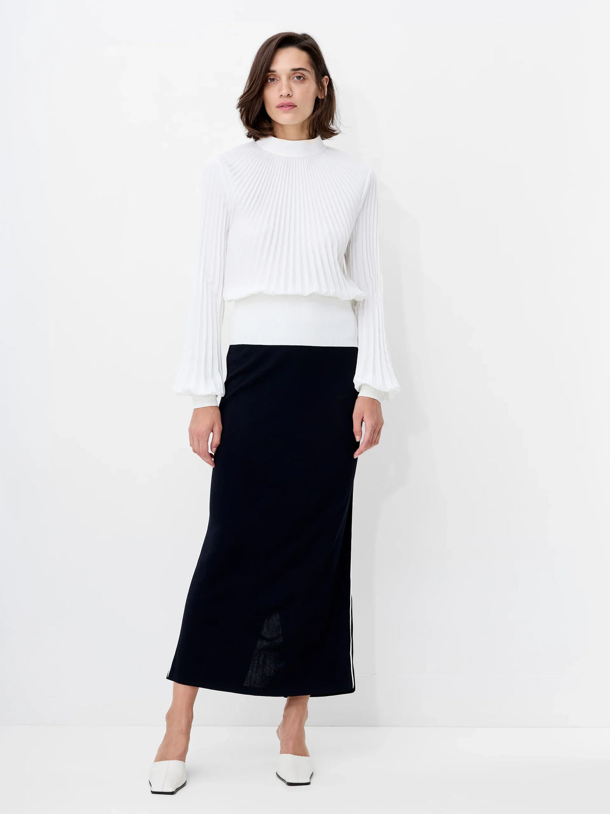 Levy Balloon Sleeve Pleated Top