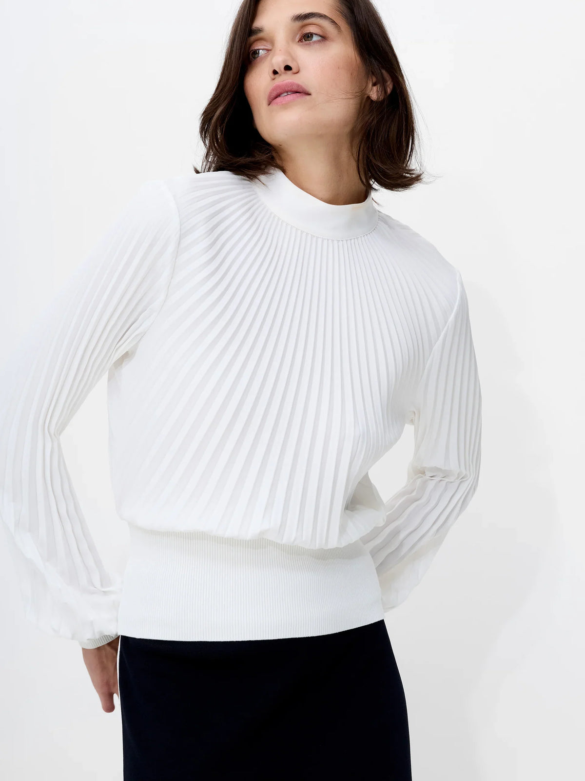 Levy Balloon Sleeve Pleated Top
